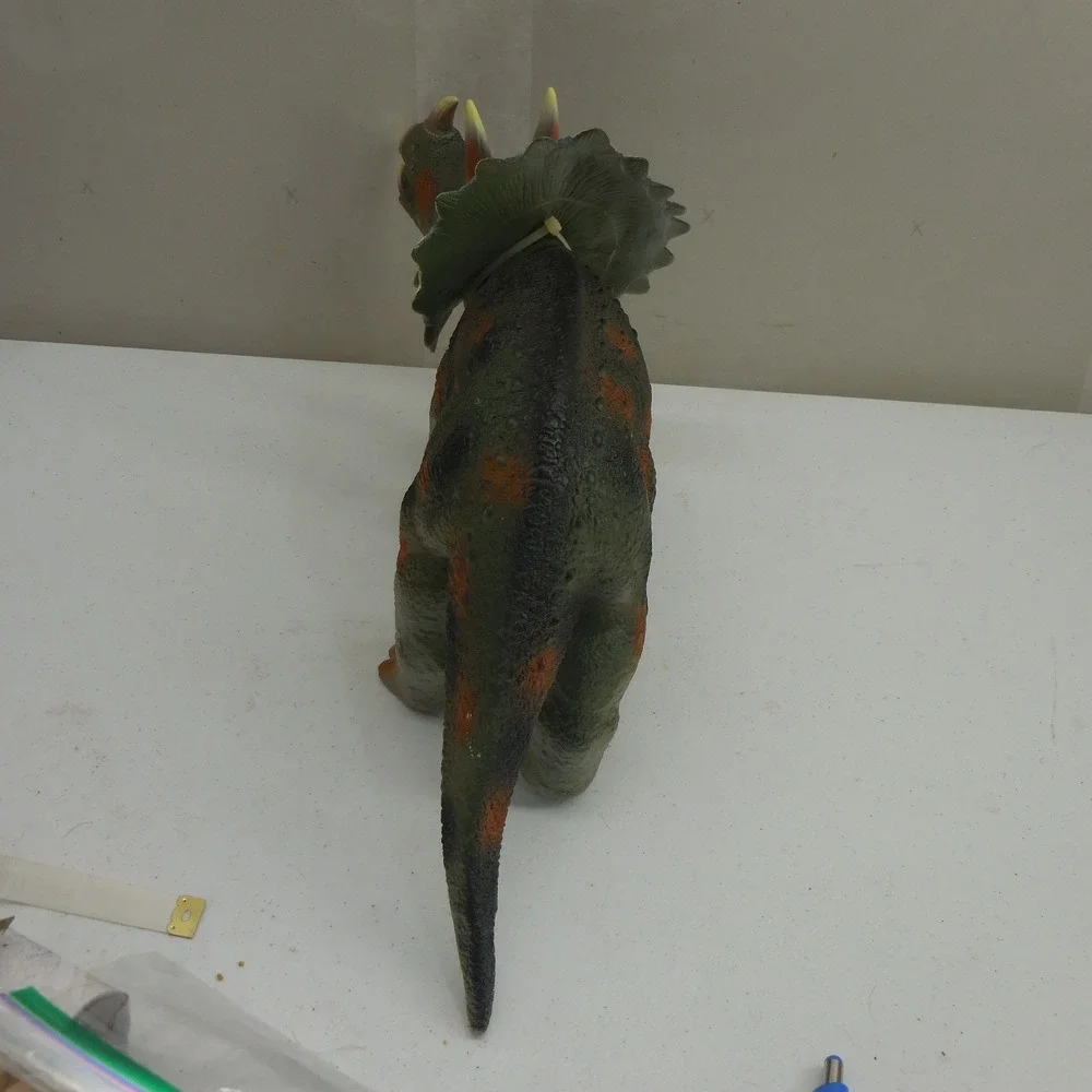 Toys R Us Triceratops Dinosaur Action Figure Large 17 Inch‎ Green Orange Grey